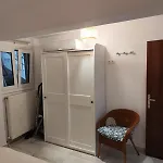 By The Sea Apartment Neos Marmaras