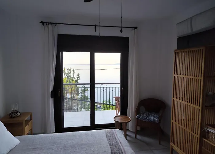 By The Sea Apartman *
